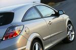Opel Astra GTC 2005 года